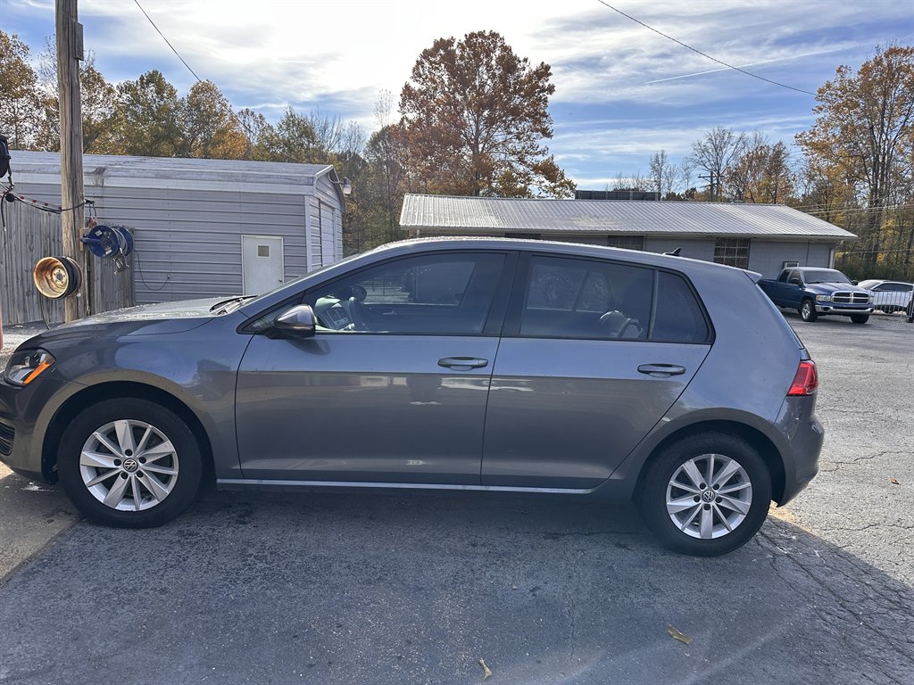 2017 Volkswagen Golf S